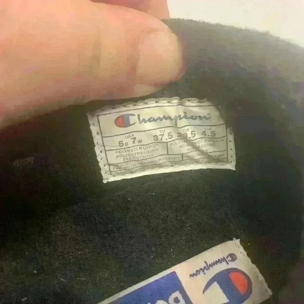 Champion clippers or casualwear black Big logo, blue, red and white sizeB5/W7